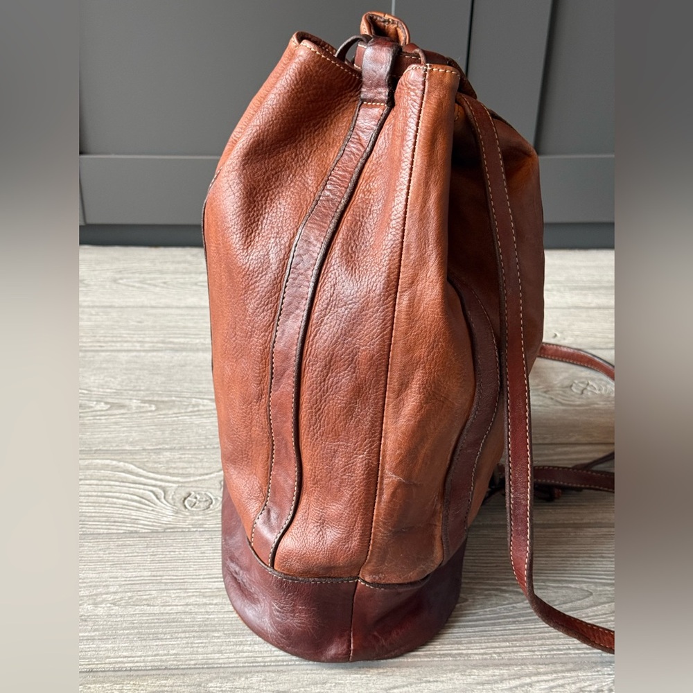 Sundance Cheval 2 tone leather vintage backpack/shoulder bag. First generation - Picture 4 of 16